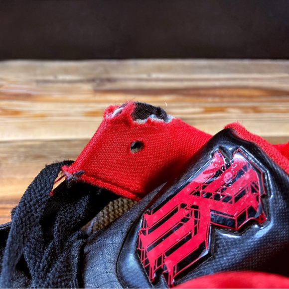 Nike Kyrie 4 Low Bred Men’s size 13 - Picture 3 of 7